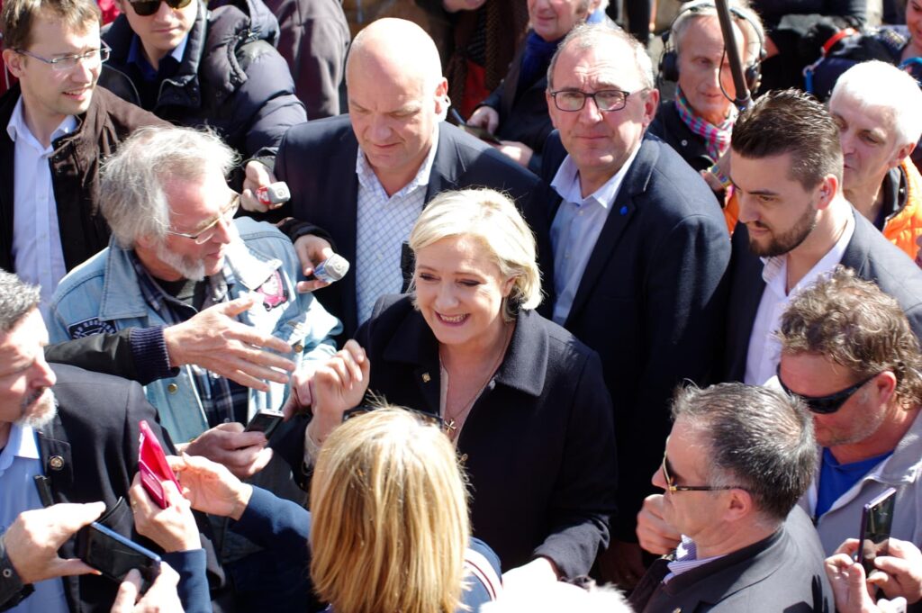Marine Le Pen ne prendra probablement pas la présidence du RN, selon une porte-parole du parti