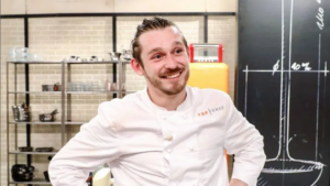 Thomas Chisholm, un chef ayant participé à l'émission télévisuelle Top Chef poignardé à Paris (M6)
