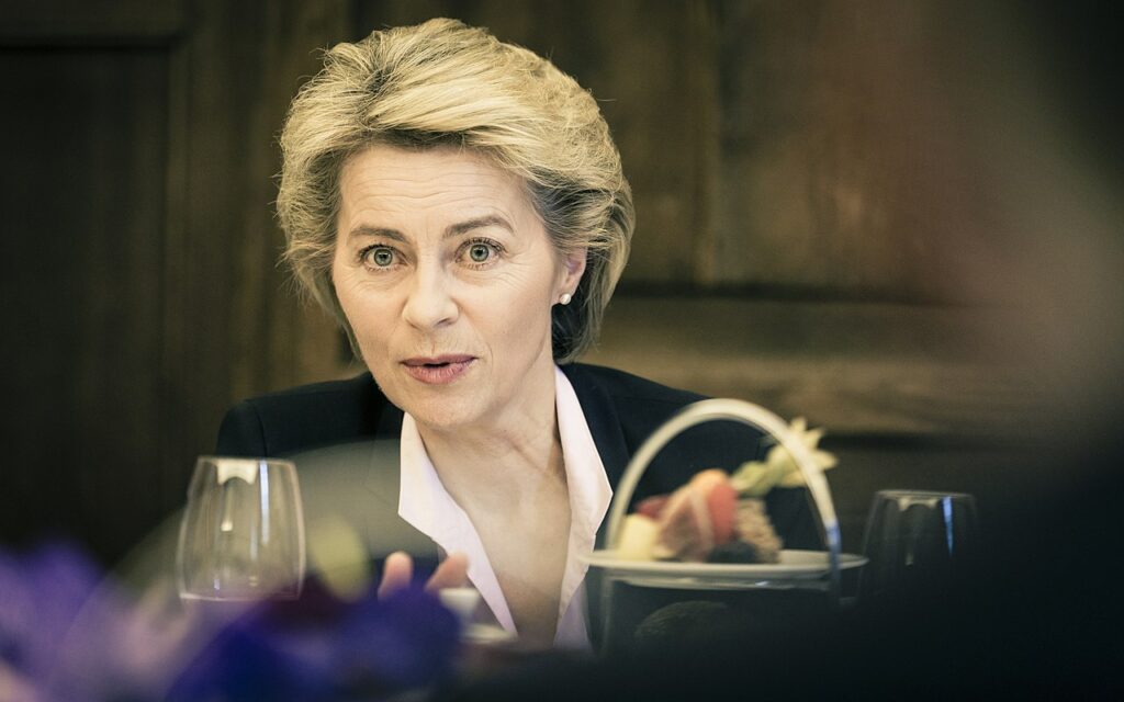 Ursula von der Leyen, Commission européenne, 2022