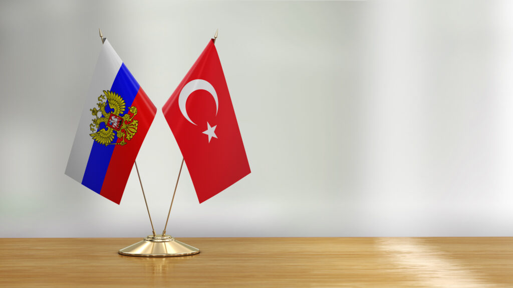 Drapeaux russe et turc
