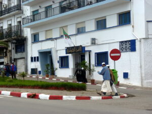 Poste de police à Oran, Algérie