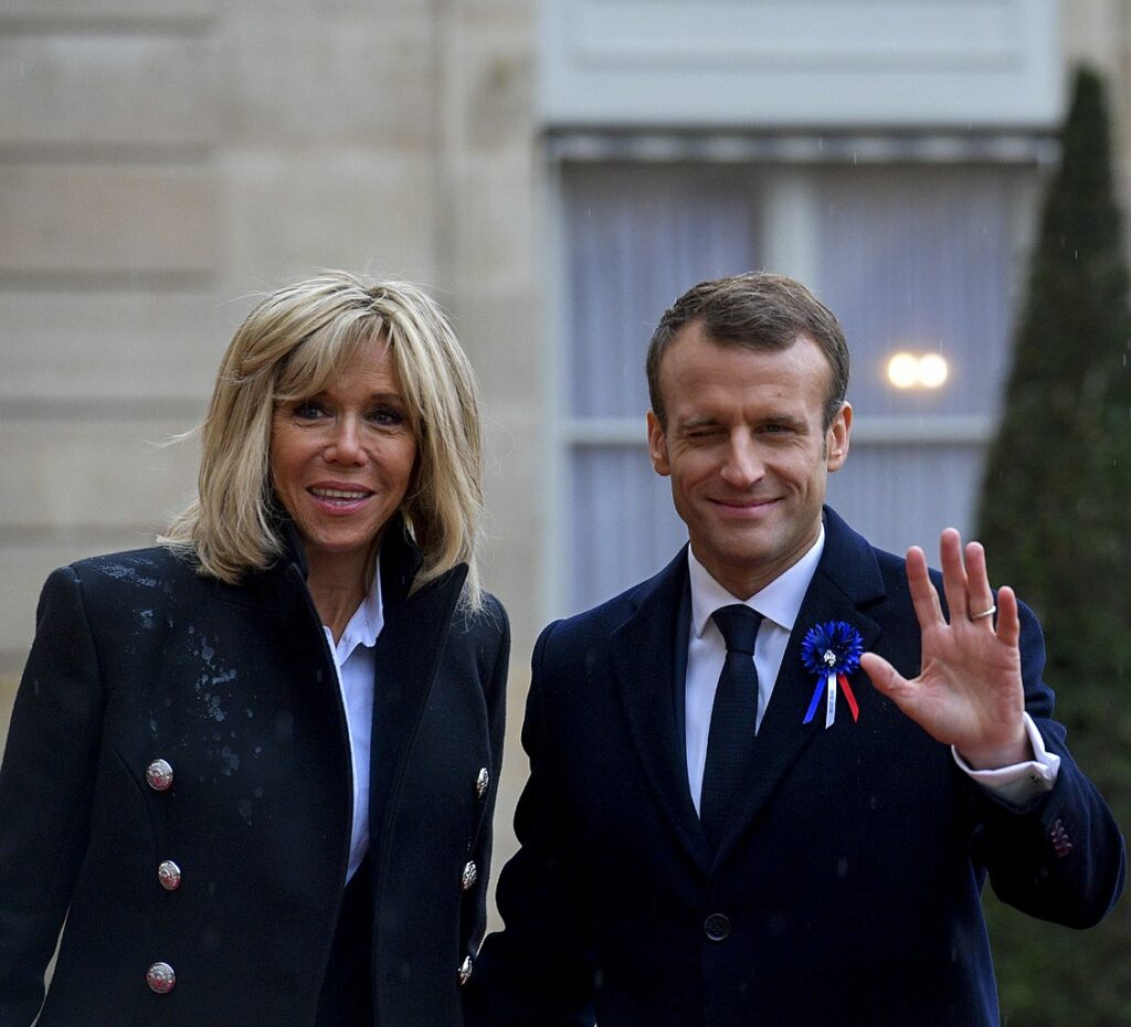 Brigitte et Emmanuel Macron à L'Élysée ©Wikimedia Commons