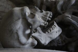squelette retrouvé maison abandonné