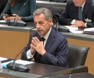 Nicolas Sarkozy interrogé au cours d'une commission parlementaire ©Capture d'écran LCP