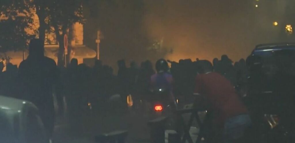 Images des émeutes en France 28 juin 2023 ©Capture d'écran RTBF