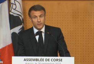 Emmanuel Macron devant l'Assemblée de Corse le 28 septembre 2023 ©Capture d'écran France 3