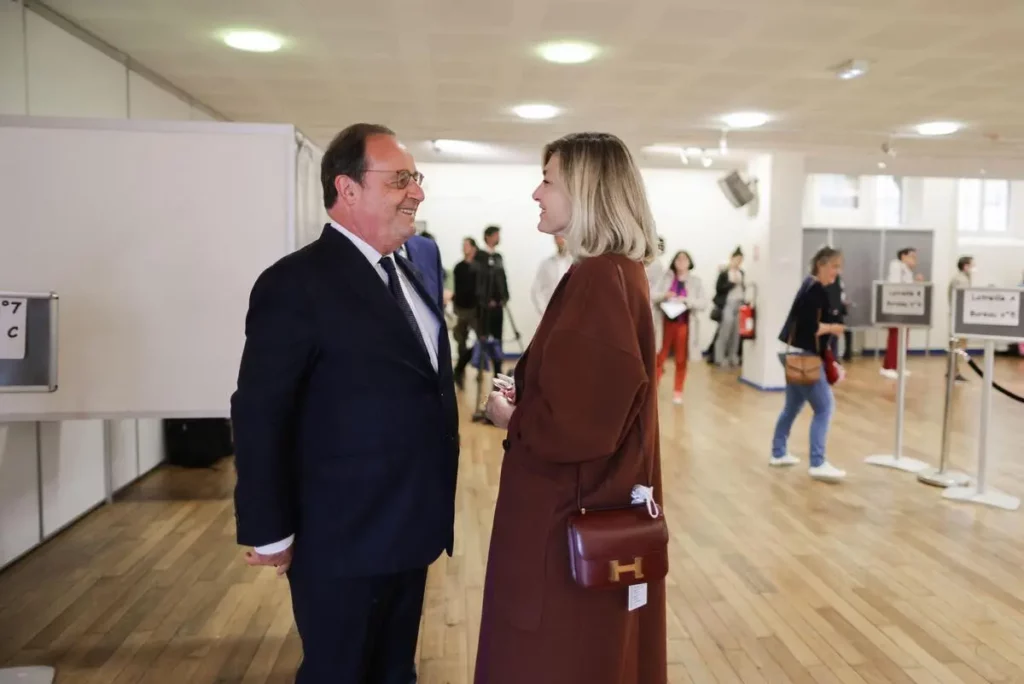 François Hollande avec sa compagne, Julie Gayet ©Alamy