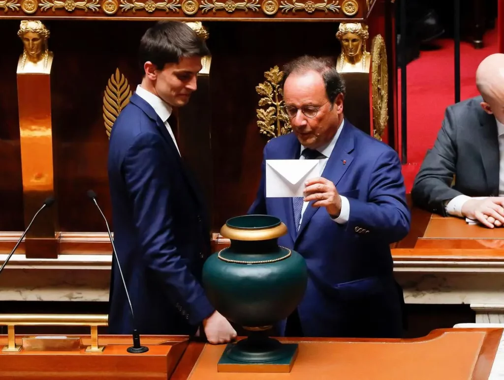 Flavien Termet, député RN, à gauche sur la photo ©Alamy