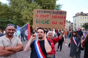 Hugo Prévost, au premier plan, lors de la manifestation du 24 septembre 2024 ©Wikimedia