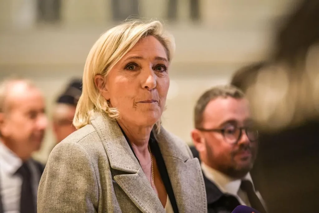 Marine Le Pen au tribunal correctionnel de Paris, le 30 septembre 2024 ©Alamy