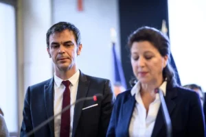 Olivier Véran et Agnès Buzyn, Paris le 17 février 2020 ©Alamy