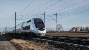 TGV en pleine campagne