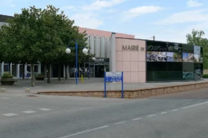 Mairie de Bourg_lès_Valence ©Wikimédia