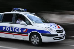 voiture de police en france