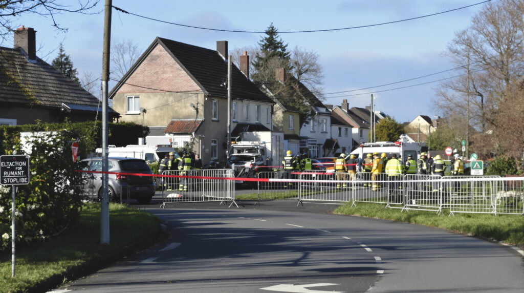 Rue ensoleillée accident