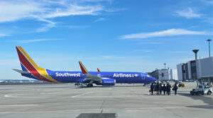 embarquement_a&eacute;roport_avion