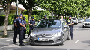 arrestation_citro&euml;n_rue