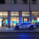 Exterieur_Agence_Bancaire_Police