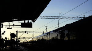gare_val_de_fontenay_lumineuse.