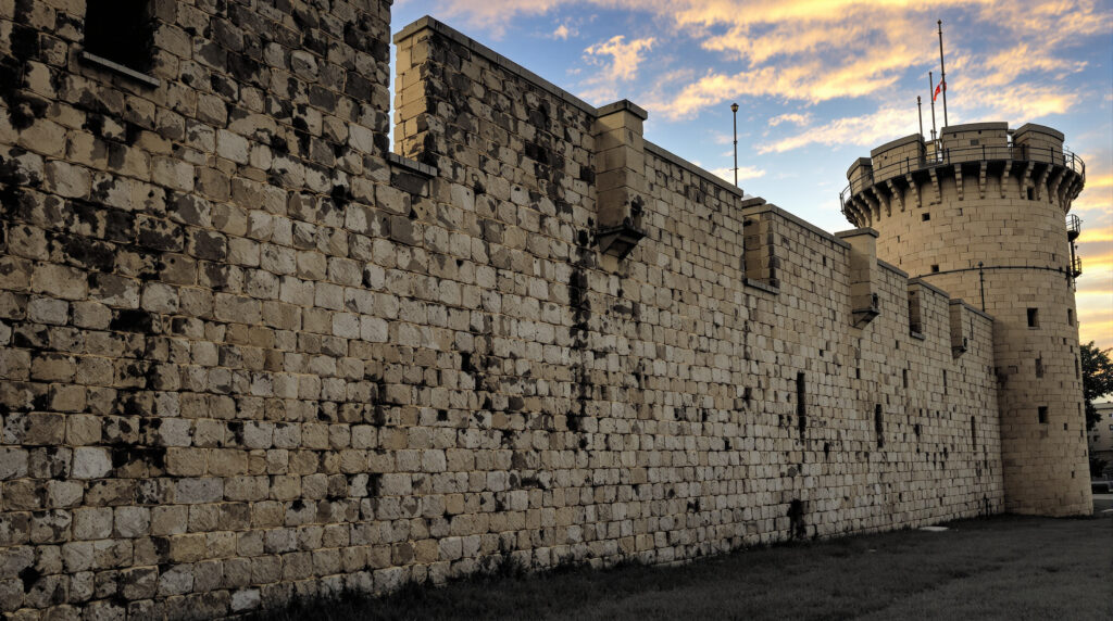 prison_carcerale_exterieure_old_structure