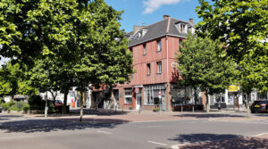 rue_Maberly_Amiens_apr&egrave;s-midi_ensoleill&eacute;