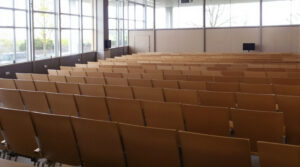 salle_justice_vide