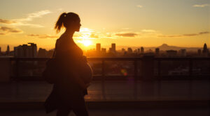 femme-enceinte-lever-soleil