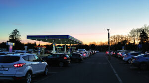 attente_station_service_france