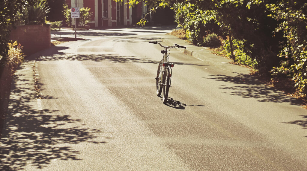 rue_tranquille_avec_velo