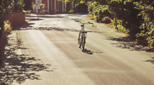rue_tranquille_avec_velo