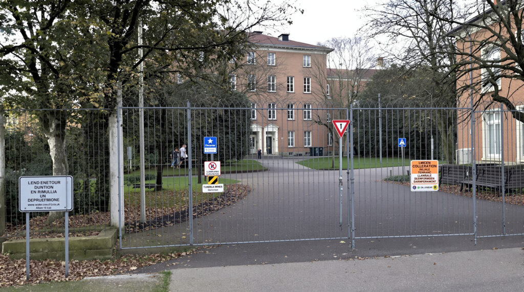lycée_barricadé